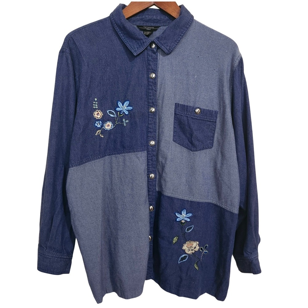 T Co Denim Button Up Top Woman 2X Blue Embroidered Floral Patchwork Cottagecore